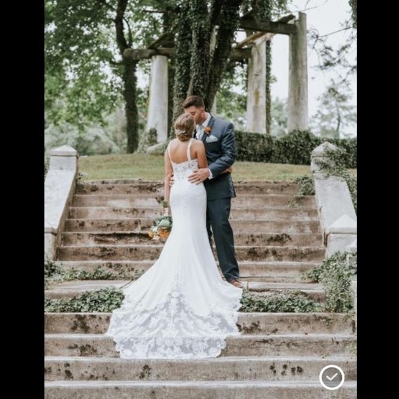 🦋🌙 MON CHERI x ENCHANTING | White Delicate Lace & Beaded Wedding Gown - Picture 2 of 15